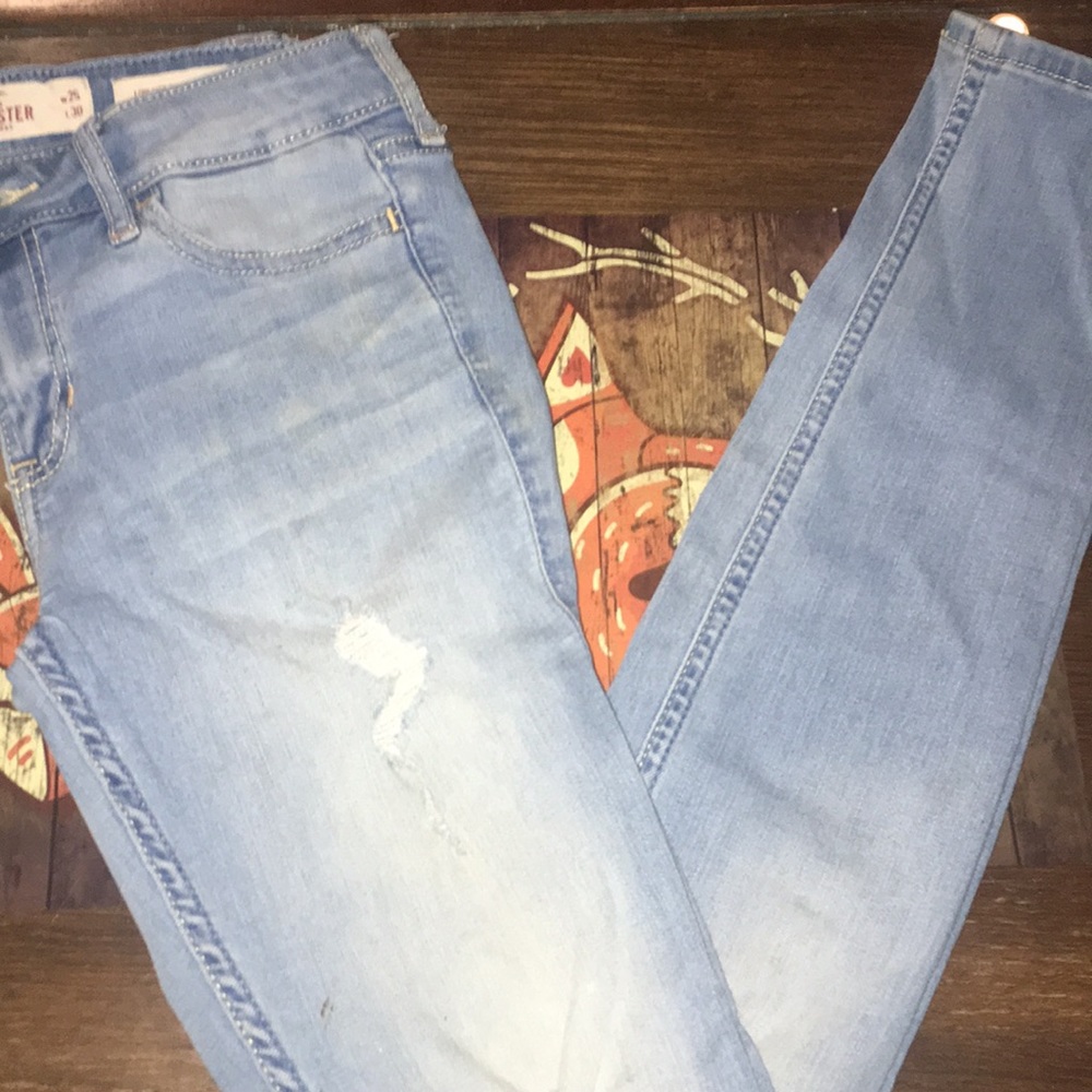 Hollister skinny jeans